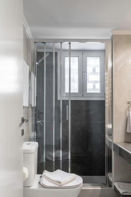 Alimos Sun-Filled Apartment Athens Ngoại thất bức ảnh